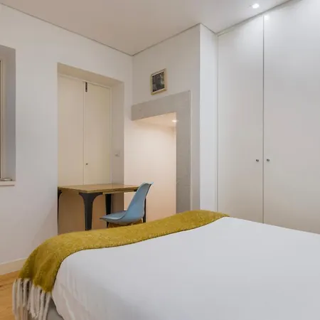 Modern In Bairro Alto By Lovelystay Апартаменты Лиссабон