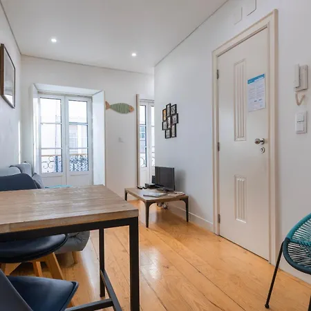 Modern In Bairro Alto By Lovelystay شقة Lisboa