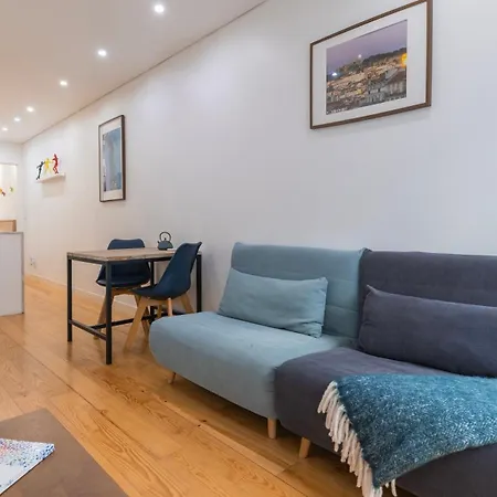 Modern In Bairro Alto By Lovelystay *