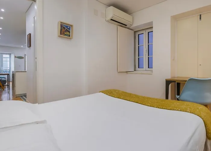 Modern In Bairro Alto By Lovelystay Apartment *