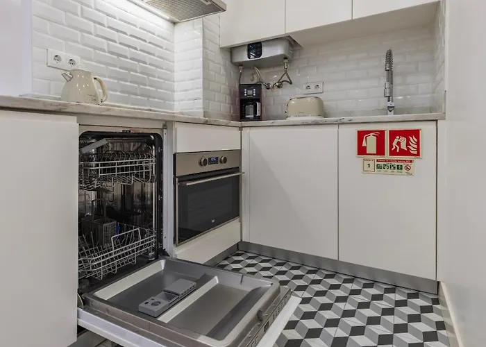 Modern In Bairro Alto By Lovelystay 아파트 리스본